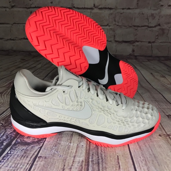 mens nike zoom cage 3